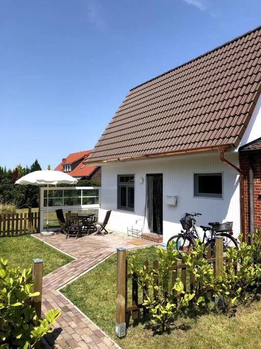 "Kleine 4" Idyllisches Tinyhouse An Der Nordsee Norden Luaran gambar