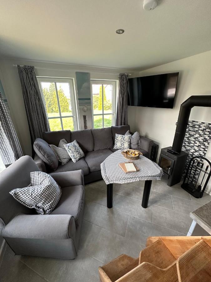 "Kleine 4" Idyllisches Tinyhouse An Der Nordsee Norden Luaran gambar